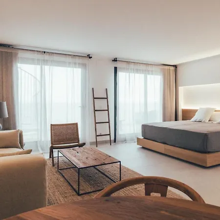 Cala Lanuza Aparthotel 4*