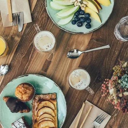 Aparthotel Cala Lanuza 4*