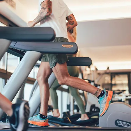 Cala Lanuza Aparthotel