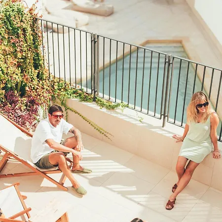 Appart hôtel Cala Lanuza *