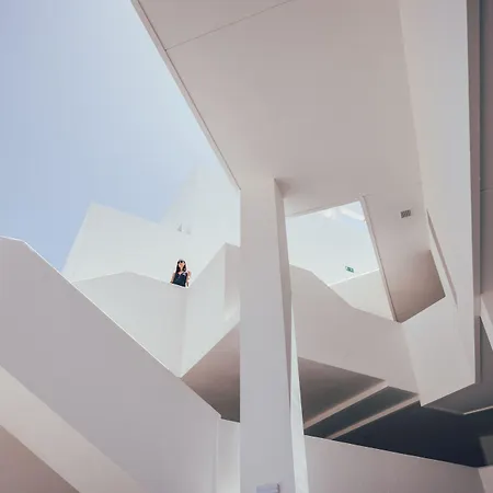 Aparthotel Cala Lanuza