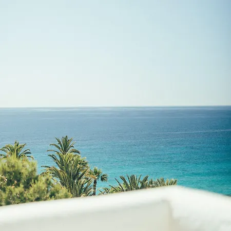 Cala Lanuza 4*