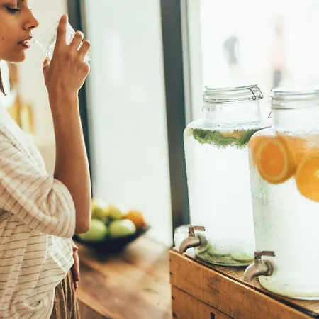 Ξενοδοχείο με διαμερίσματα Cala Lanuza 4*